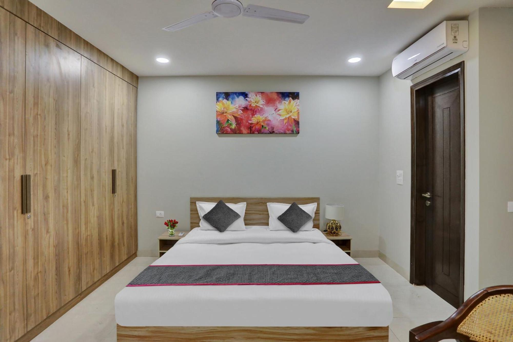 فندق Townhouse Xanthe نويدا المظهر الخارجي الصورة