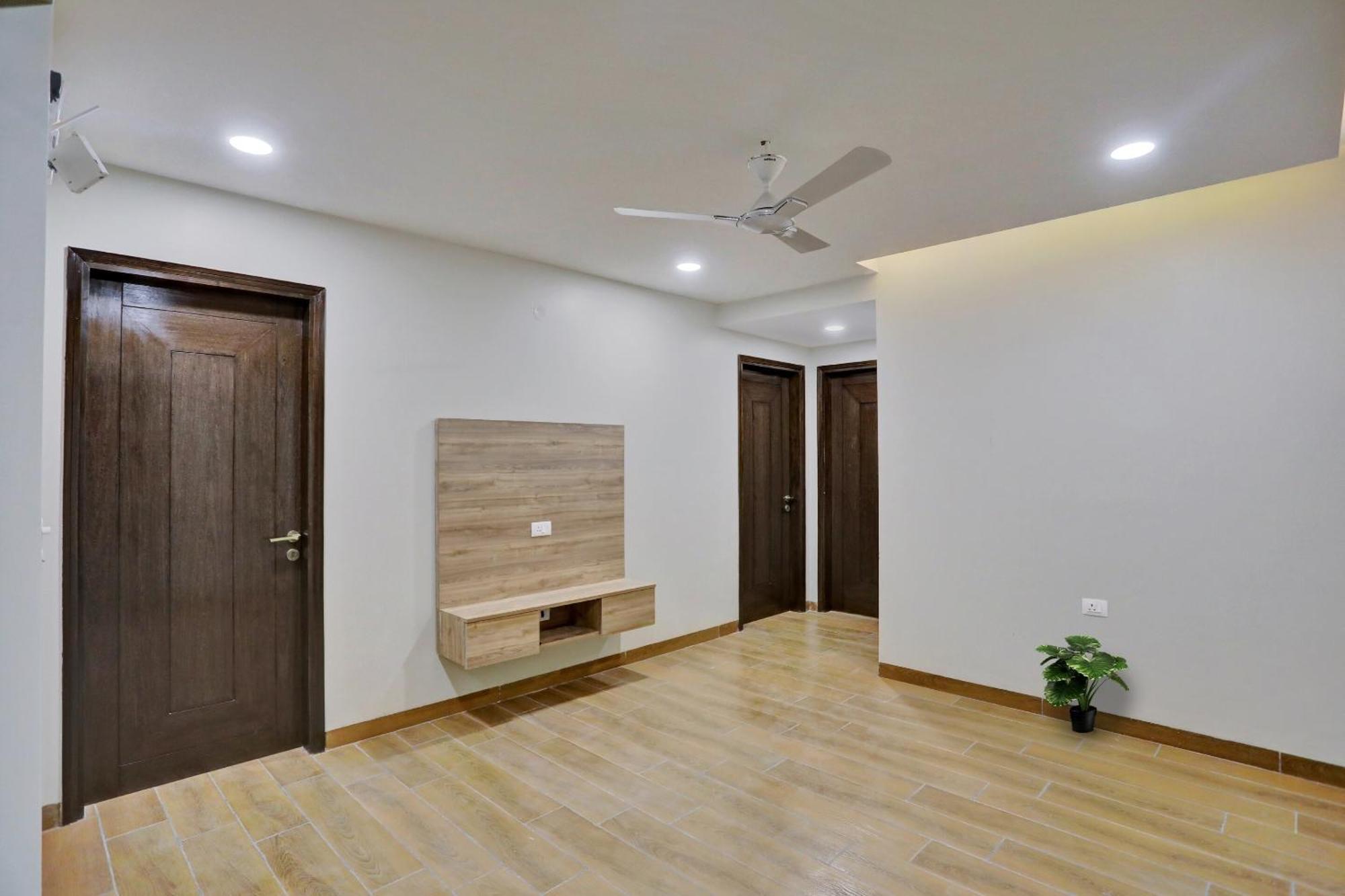 فندق Townhouse Xanthe نويدا المظهر الخارجي الصورة